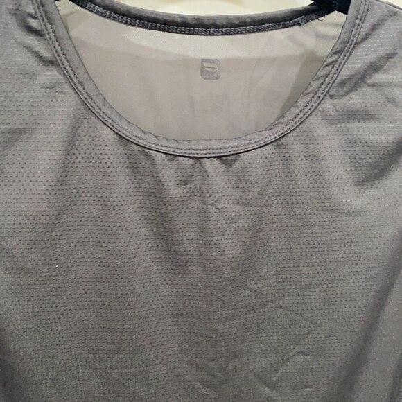 Fabletics Women’s Grey Mesh Trisha Sleeveless Muscle Workout Athletic Wear Sz S - Picture 2 of 5